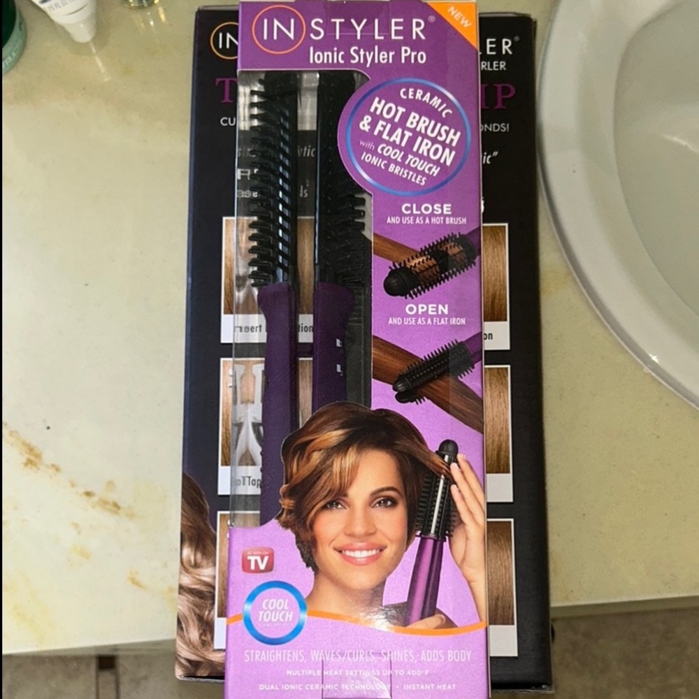 InStyler Straightener💜